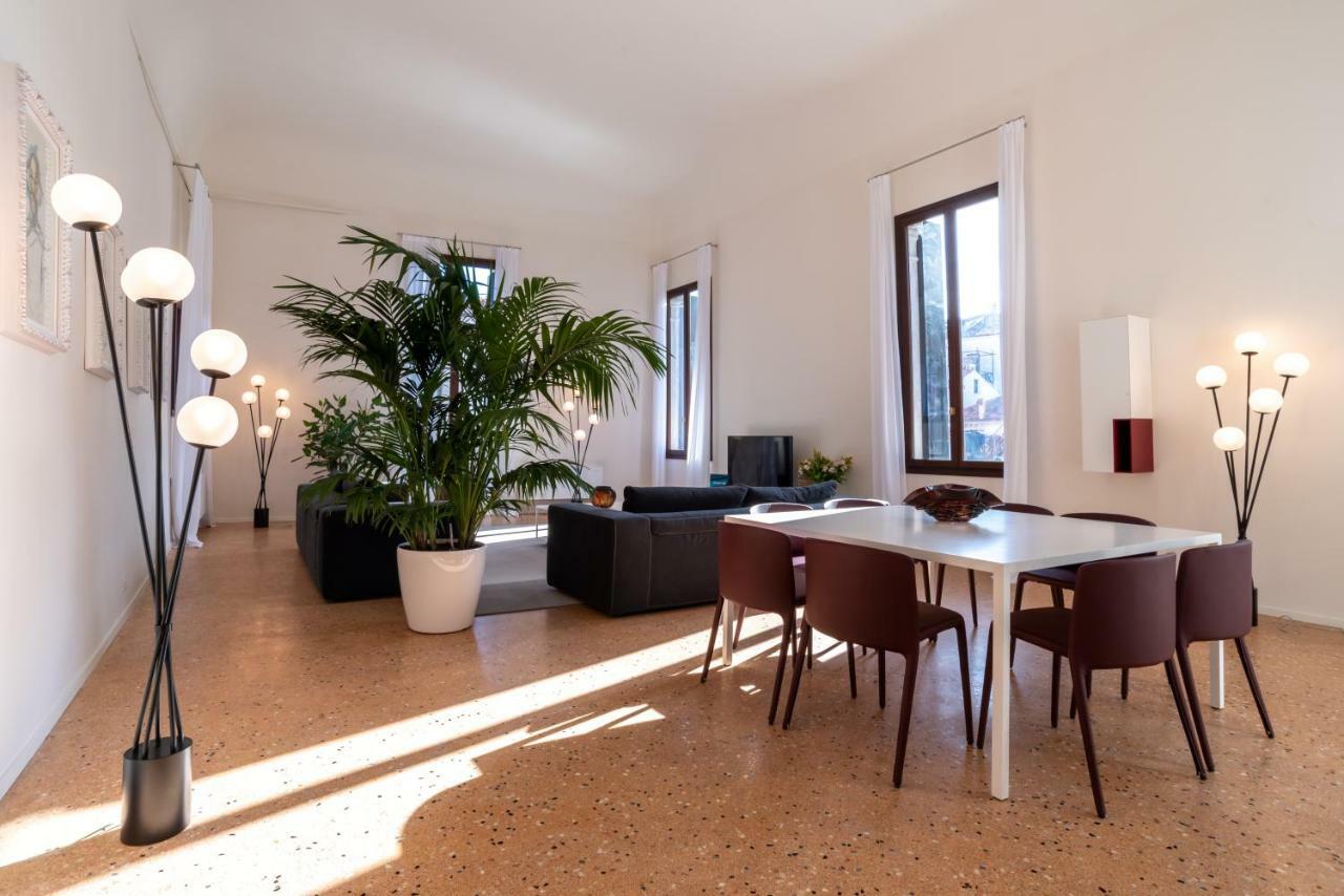 ヴェネツィアPalazzo Vendramin Costaアパートメント エクステリア 写真